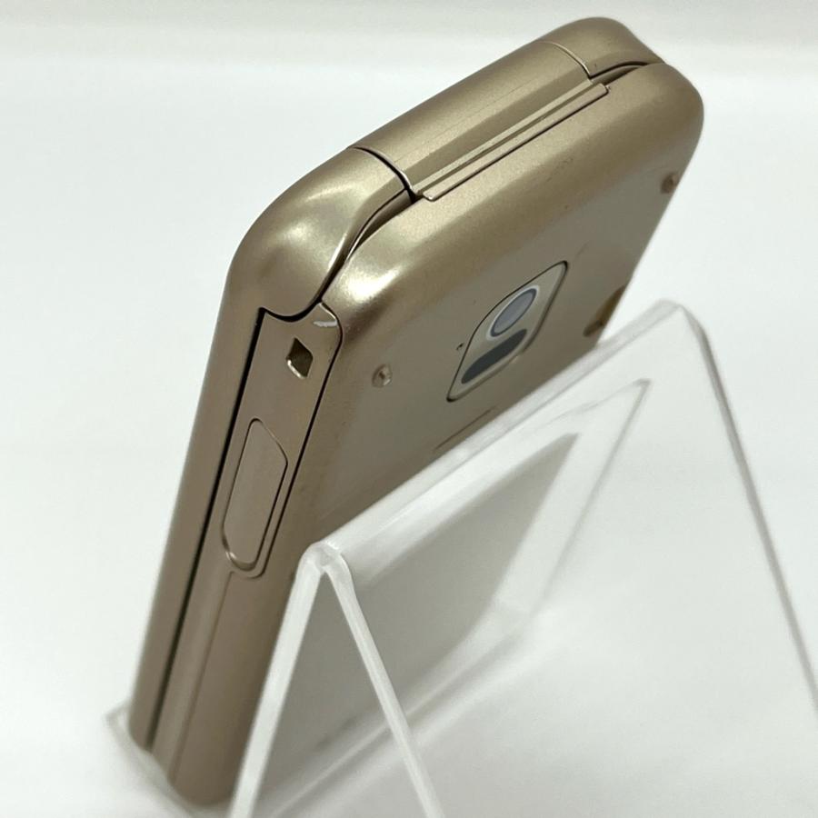 らくらくホン F-02J ドコモ SIMロック解除済 4G対応 ゴールド 白ロム