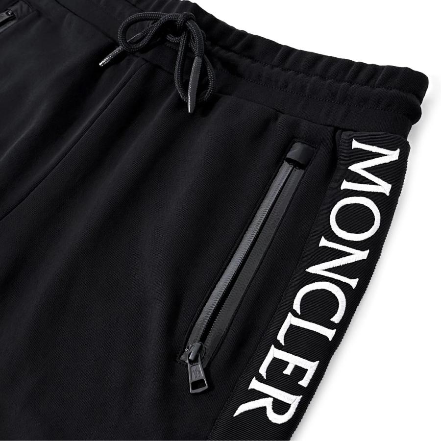 送料無料 13 MONCLER モンクレール 8H00015 V8183 ブラック スウェットパンツ ロゴの画像