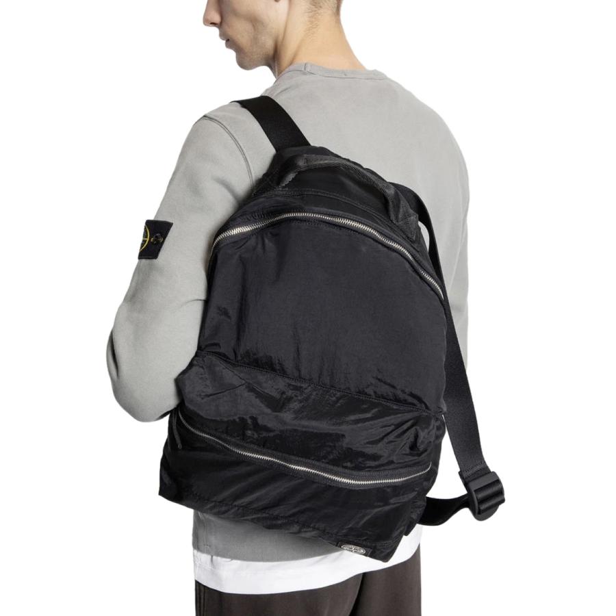 送料無料 2 STONE  ストーンアイランド K1S15 9200014 S0251 V0029 ブラック バックパック リュックサック STONE ISLAND（ストーン アイランド） 送料無料 2 STONE ISLAND K1S15