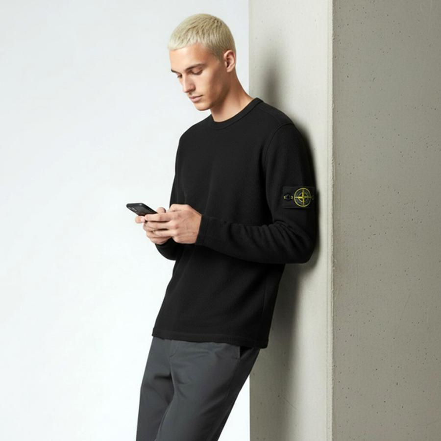 送料無料 81 STONE ISLAND ストーンアイランド L1S15 6100011 S0297 V0029 ブラック トレーナー スウェットの画像