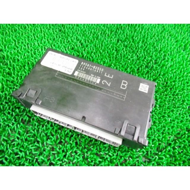 ムーヴ ダイハツ DBA-LA100S エンジンコンピューター ECU 89561-B2020
