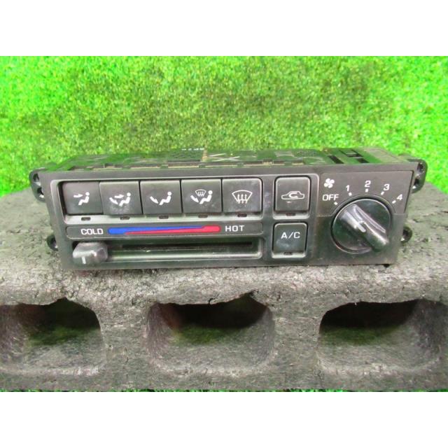 10 47 FNB14 ラシーン パネル三点セット 68261-SV065 10 47 FNB14 ラシーン パネル三点セット 68261-SV065 - メルカリ