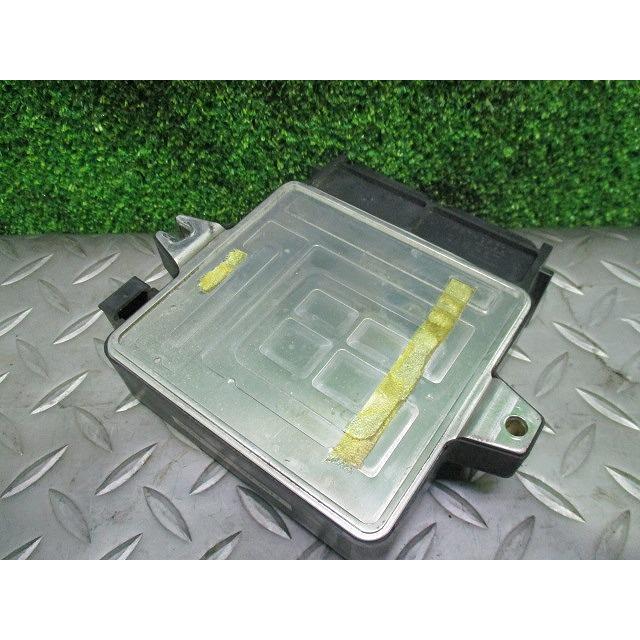 ワゴンR スズキ MC22S エンジンコンピューター 4AT 4WD K6A ECU 33920