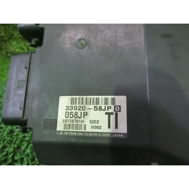 ワゴンR スズキ MH21S エンジンコンピューター ECU 33920-58JP0 ワゴンR スズキ MH21S エンジンコンピューター ECU 33920-58JP0