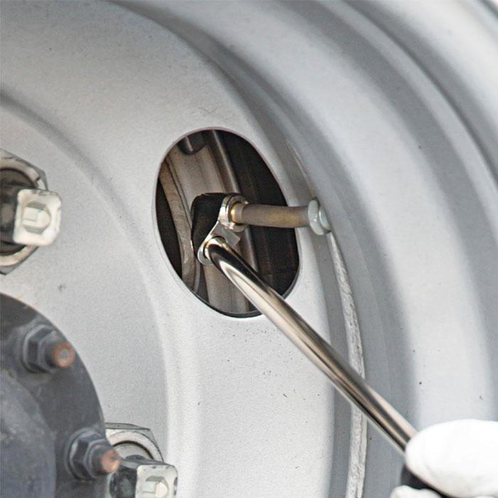 マキタ 充電式空気入用エアチャック A-75306 先端角度30度