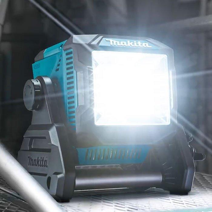 Makita - MAKITA マキタ ML004G コード式 充電式 スタンドライト 照明器具 楽天市場】マキタ(makita) ML004G 充電式スタンドライト 40Vmax