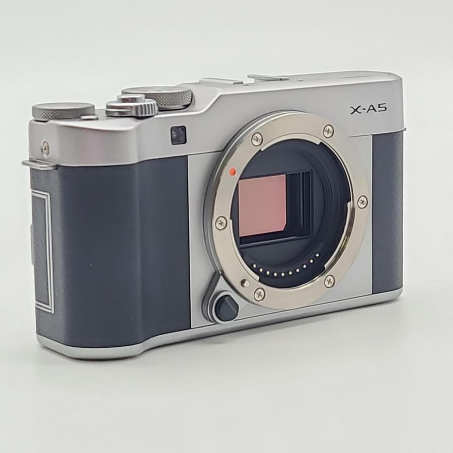 FUJIFILM デジタル一眼 X-A5 ボディ シルバー 動作確認済