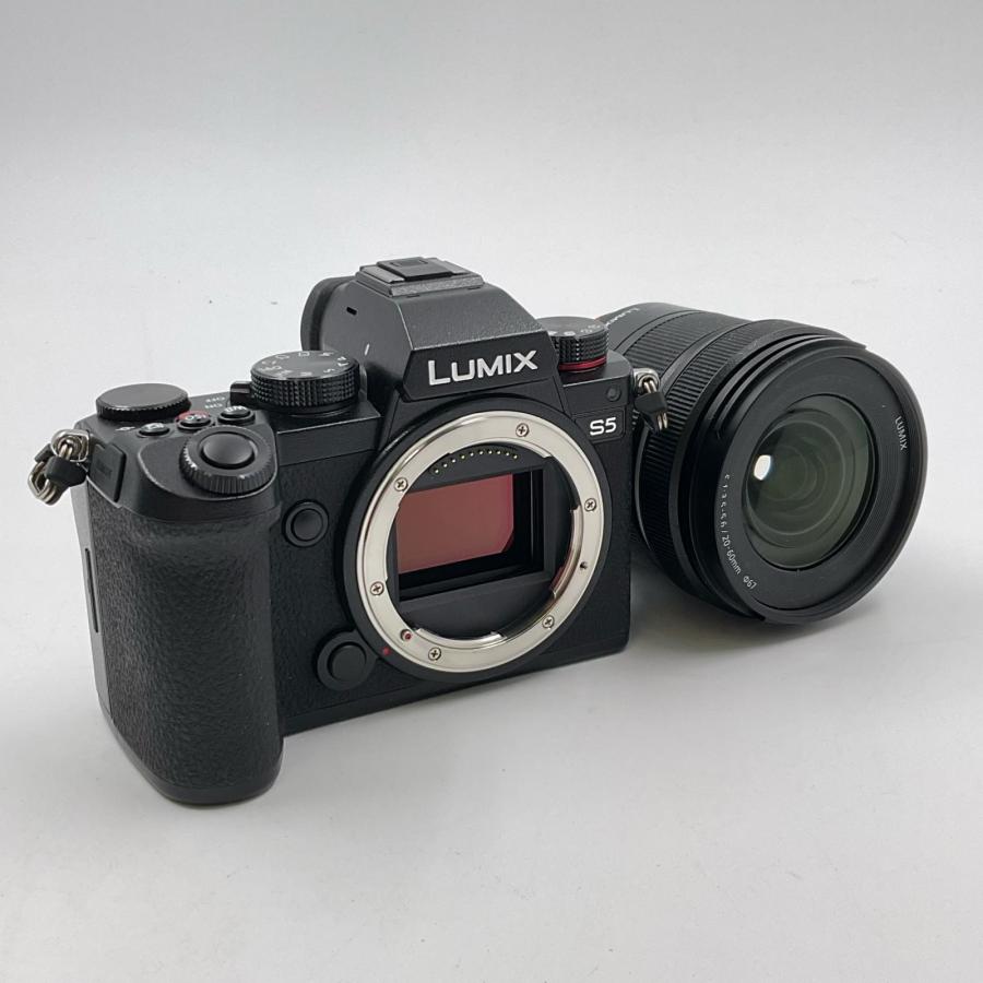 LUMIX S5 20-60mm　レンズキット　未使用に近い　保証有 LUMIX S5 20-60mm レンズキット 未使用に近い 保証有 Panasonic