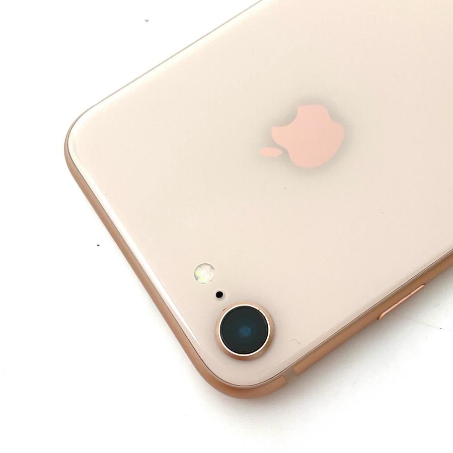 全額返金保証】【最速発送】Apple iPhone 8 64GB ゴールド au 白