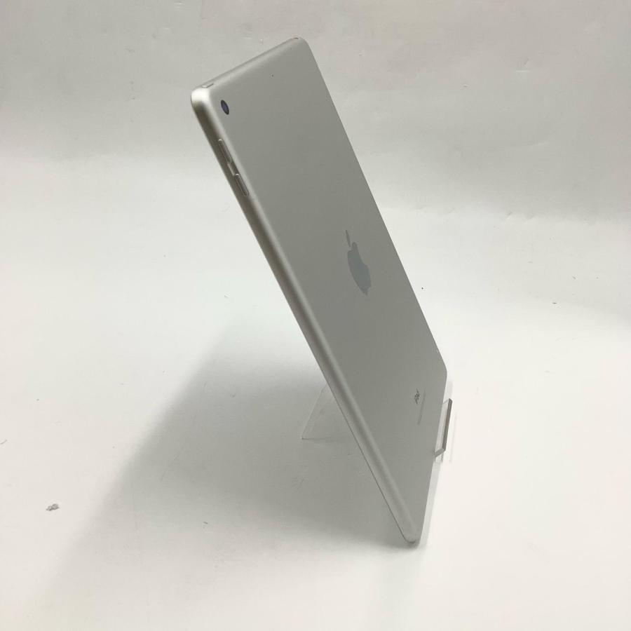 Apple Apple iPad 第6世代 32GB シルバー Wi-Fi 動作確認済 【全額返金