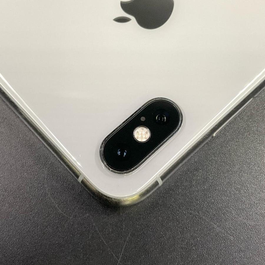 Apple 【最速発送】 iPhone XS Max 64GB シルバー docomo 白ロム【難有 