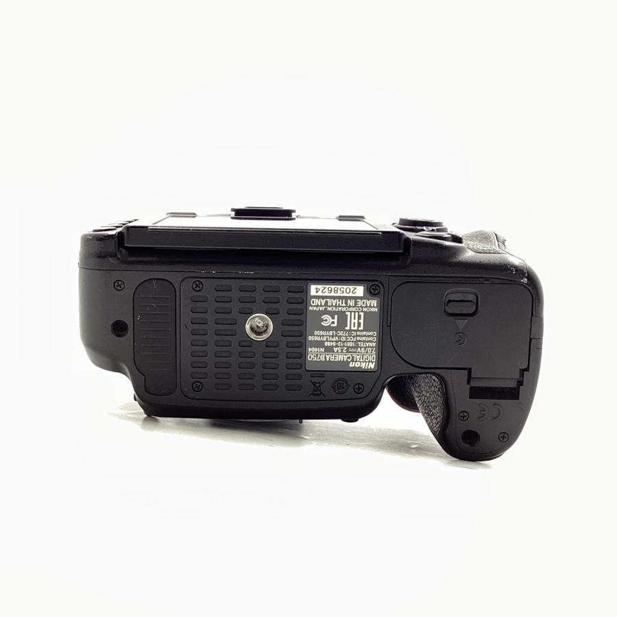 ニコン（Nikon） 【最速発送】Nikon デジタル一眼 D750 ボディ【難有 