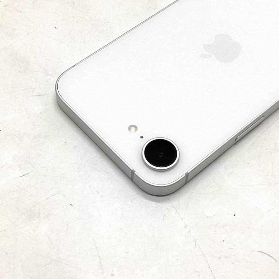 Apple 【全額返金保証】【最速発送】 iPhone 16e 256GB ホワイト au