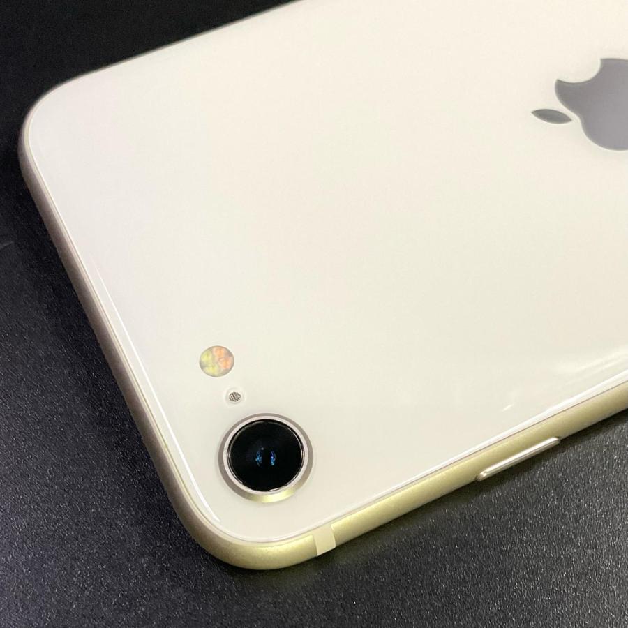 Apple 【全額返金保証】【最速発送】 iPhone SE（第3世代） 64GB