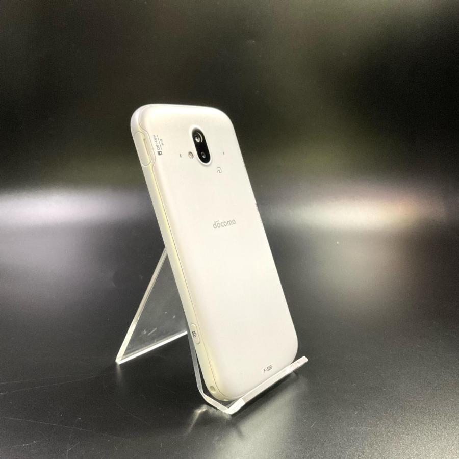 NTTドコモ らくらくスマートフォン F-52B ホワイト FCNT 【公式通販