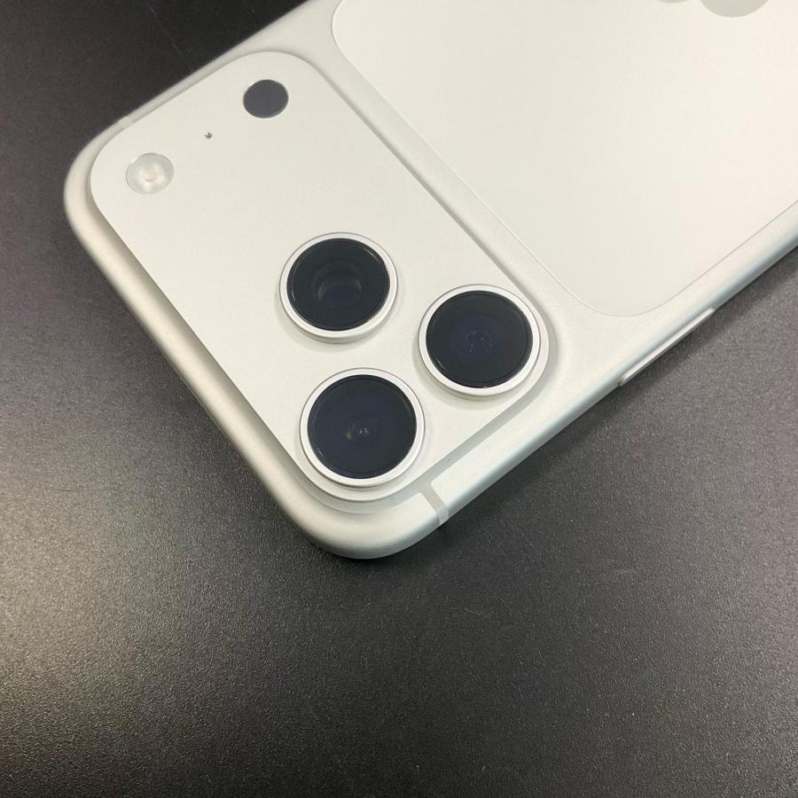 Apple 【全額返金保証】【最速発送】 iPhone 17 Pro Max 2TB シルバー