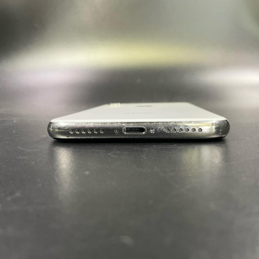 【白ロム返金保証】iPhone X 256GB バッテリー最大容量···83% Apple 【全額返金保証】【最速発送】 iPhone X 256GB シルバー docomo