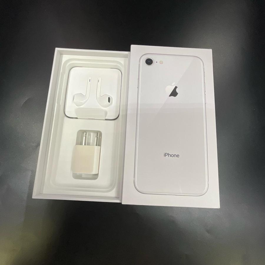 【即発送/100%】iPhone 8 64GB SIMフリー 動作確認済 Apple 【全額返金保証】【最速発送】 iPhone 8 64GB シルバー docomo