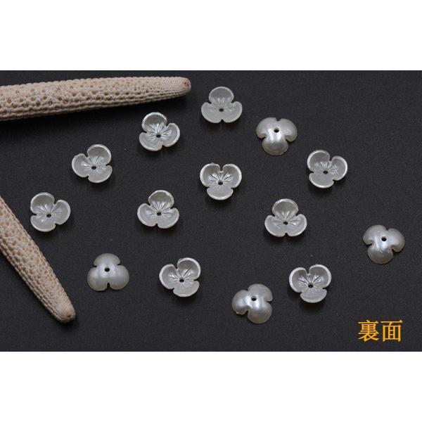 アクリルビーズ フラワー 三弁花 3×9mm パールホワイト【30ヶ
