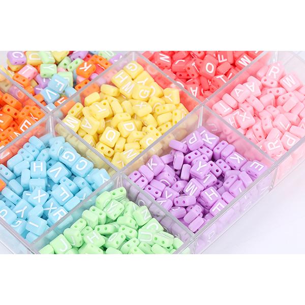 アクリルビーズ アルファベット 長方形型ビーズ 8×9mm 30g(約120ヶ)｜yu-beads-parts｜04