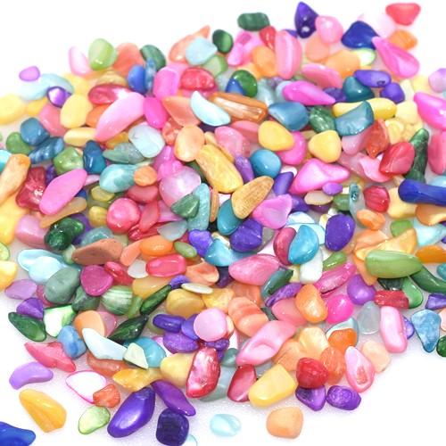 染色シェル貝 さざれ石(穴なし) カラー 5-7mm(50g) : ビーズアンド