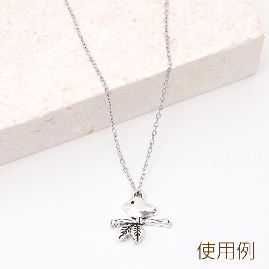 銀古美チャーム アンティークシルバー 立体メタルチャーム 鳥 16×17mm 