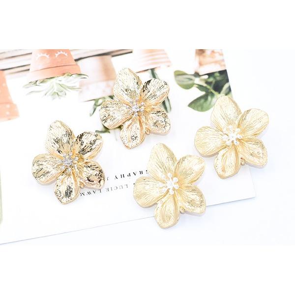 デザインポストピアス 5弁花 裏カン 32×32mm【4ヶ】 : ビーズアンド 