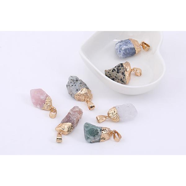 天然石チャーム 不規則型 バチカン付き ゴールド【1ヶ】｜yu-beads-parts｜03