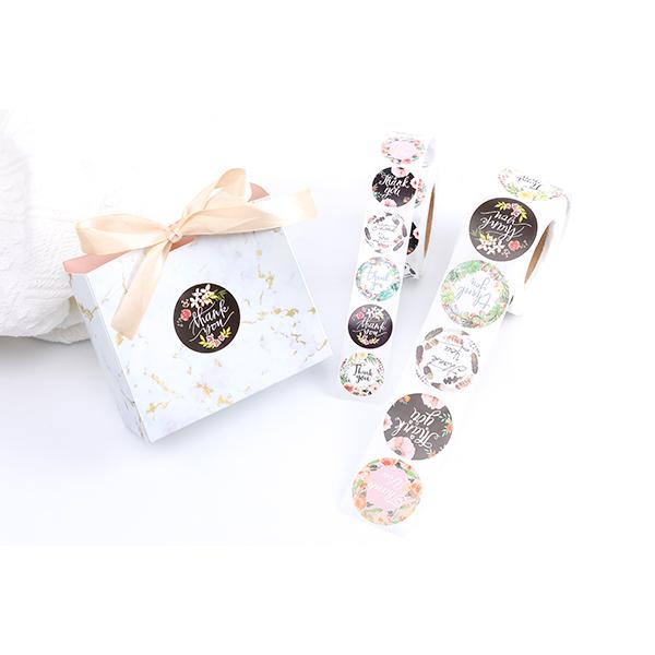 Thank Youシール サンキューシール ありがとう ラッピングシール MIX シール プレゼント包装シール 幅約27mm 1巻(約500枚)※メール便不可 :Q692:ビーズアンドパーツ - 通販 - Yahoo!ショッピング Thank Youシール サンキューシール ありがとう ラッピングシール MIX シール プレゼント包装シール 幅約27mm 1巻(約500枚)※メール便不可 :Q692:ビーズアンドパーツ - 通販 - Yahoo!ショッピング
