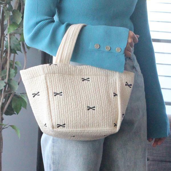 宅配便送料無料】バッグ/ヌビバッグ リボン 刺繍 可愛い Sサイズ 舟形