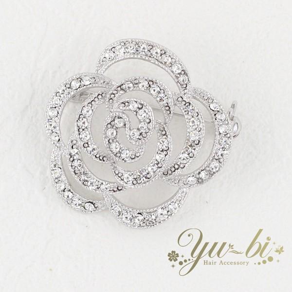 【ゆうパケット送料無料】ブローチ/小ぶり 薔薇 ラインストーン br39 結婚式   セレモニー 卒業式 入学式 | 