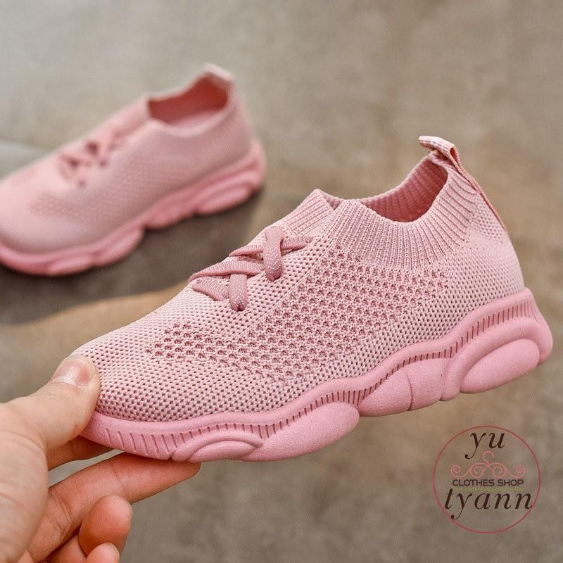 キッズシューズ ジュニア スニーカー 男の子 女の子 子ども 子供用 子供靴 入園式 入学式 卒園式 卒業式 結婚式 発表会 運動 スポーツ C11 Kids148 ユーちゃん 通販 Yahoo ショッピング