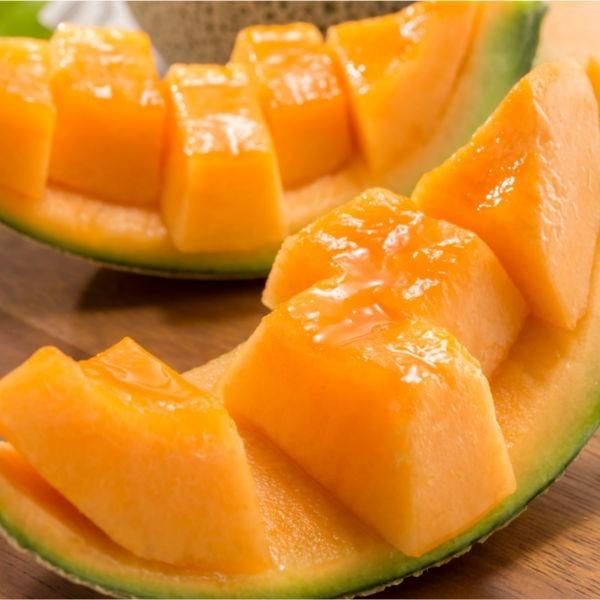 北海道産のメロン 1箱 8kg 3玉から7玉 1玉あたり 1.5kgから2.5kg お