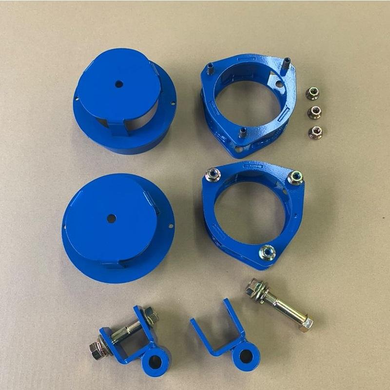 M-CRAFT製 NV350キャラバン 40mmリフトアップブロック構造変更不要