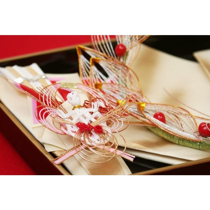 結納セット 顔合わせ 婚約記念品 指輪台 マロン (結納用)基本セット : 結納ドット