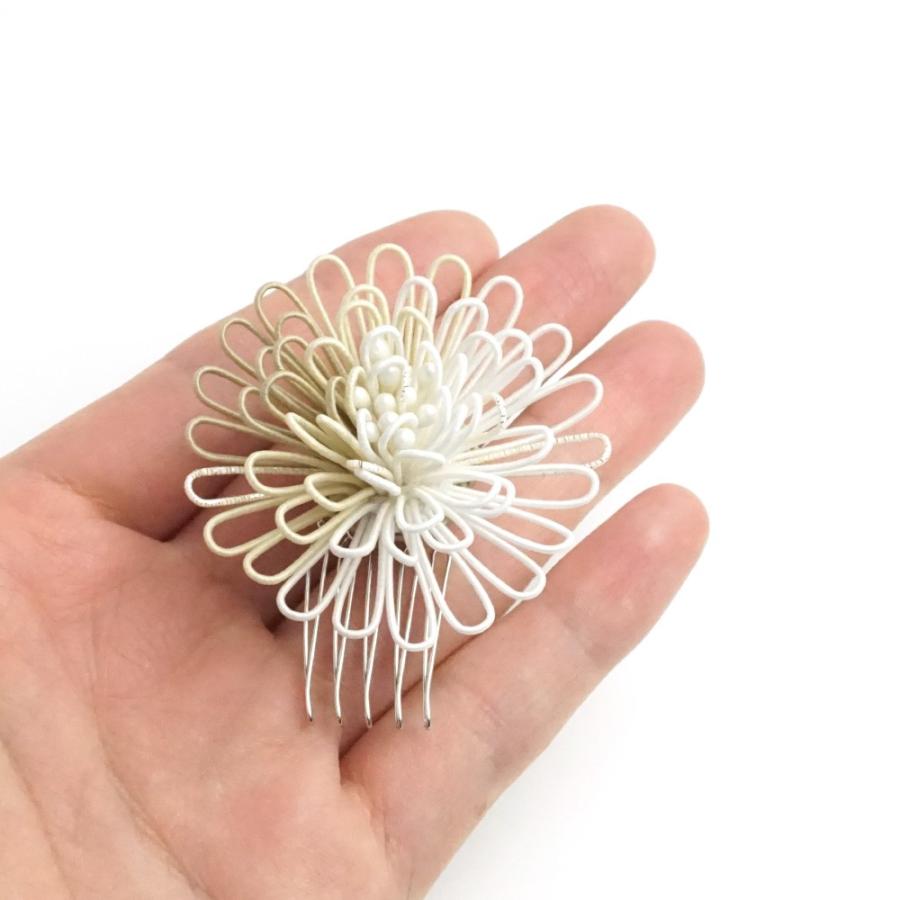 ha0121ポンポン菊のかんざし 小 ホワイト・ベージュ : 創業100年 加賀