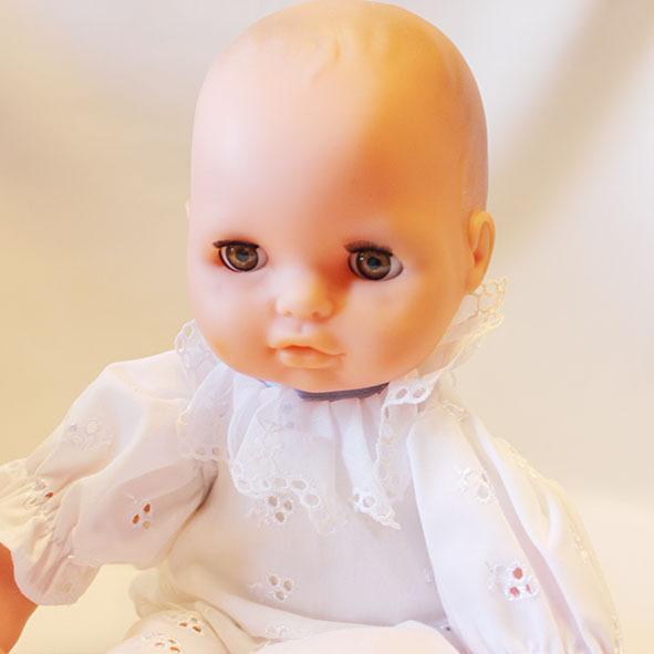 ソフトベビー 茶色い瞳 ブルー フランケンランド ドイツ製 お世話