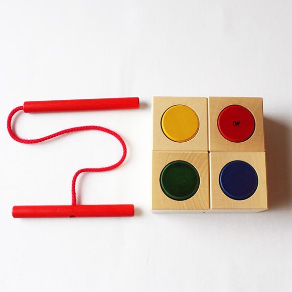 Naef ネフ社 シグナ Signa ひも通し 積み木 どんぐり】ネフ社 シグナ