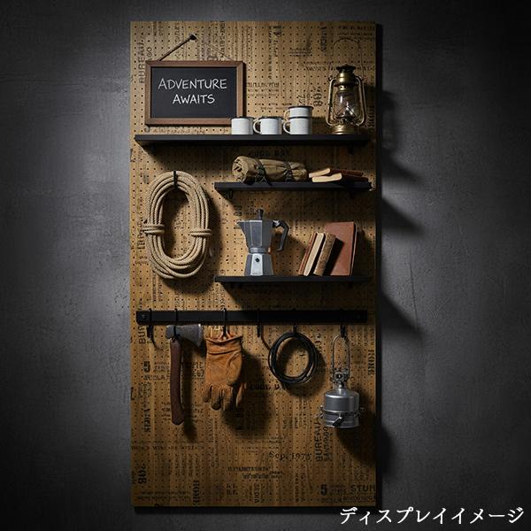 有孔ボード パンチングボード 穴あきボード 1枚 木目調英字