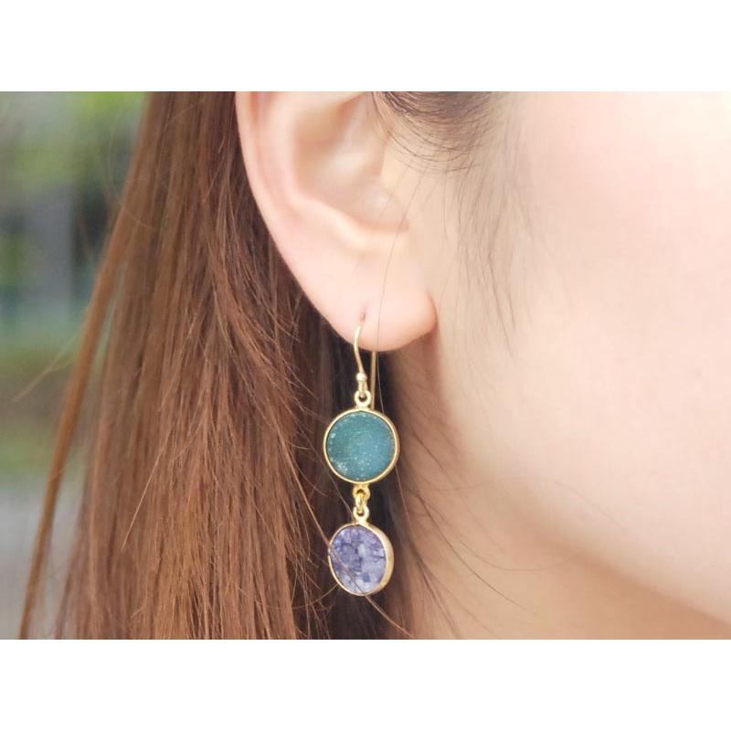 綺麗ペトリファイドウッドピーチカラーのピアスチャーム