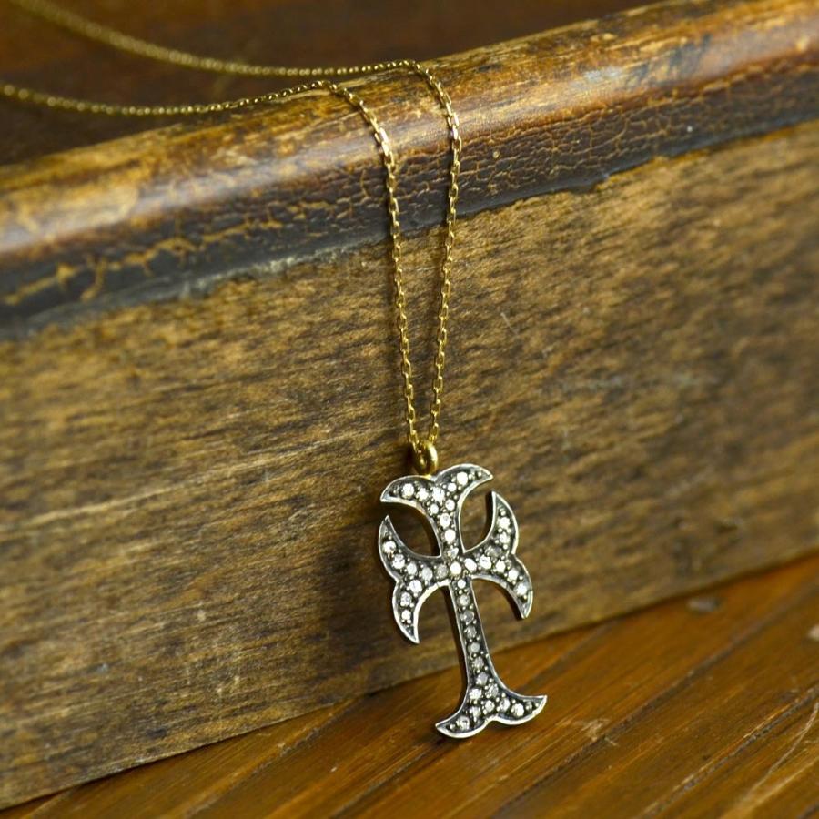 SV シルバー ブラウンダイヤ クロス ペンダント