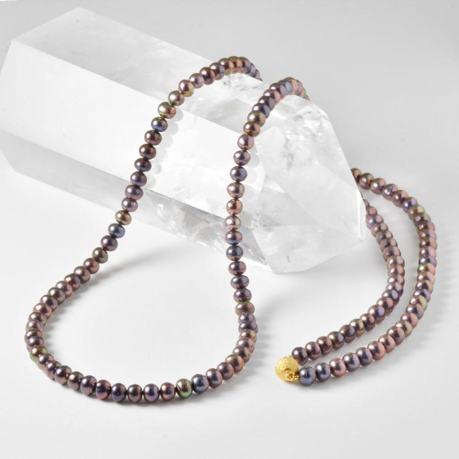 淡水パール ベージュ・ピーコック ポテト ロングネックレス : ユキコ