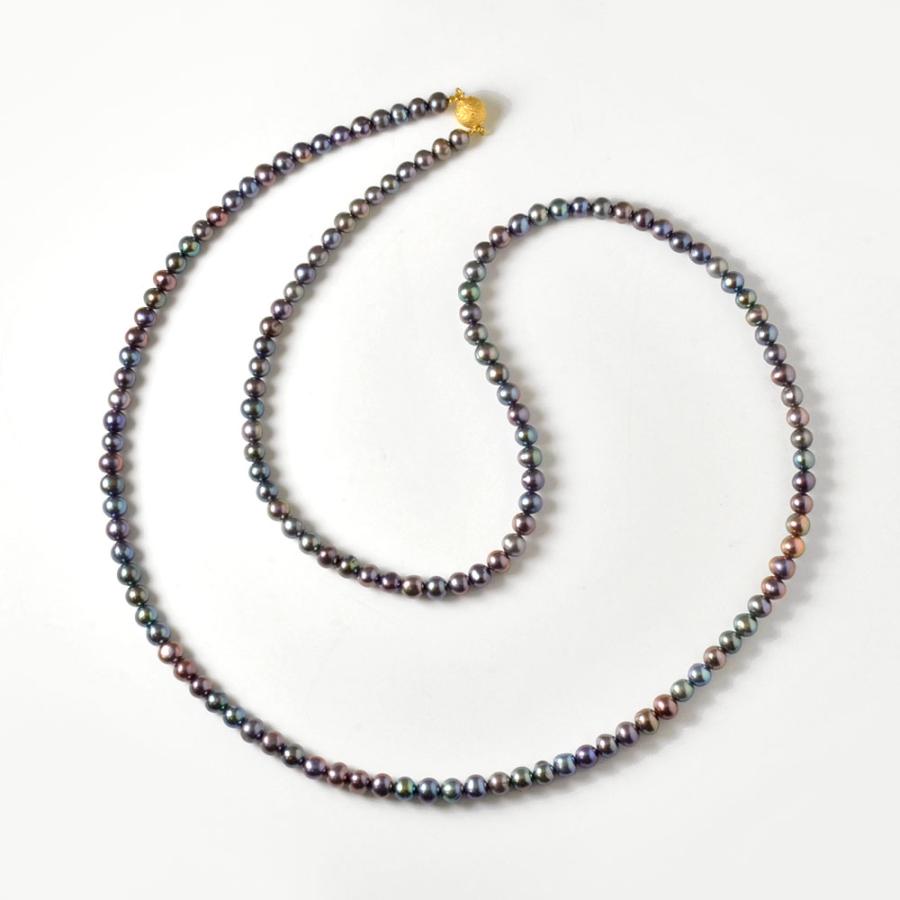 ピーコック淡水パールロングネックレス 淡水パール ベージュ・ピーコック ポテト ロングネックレス : ユキコ