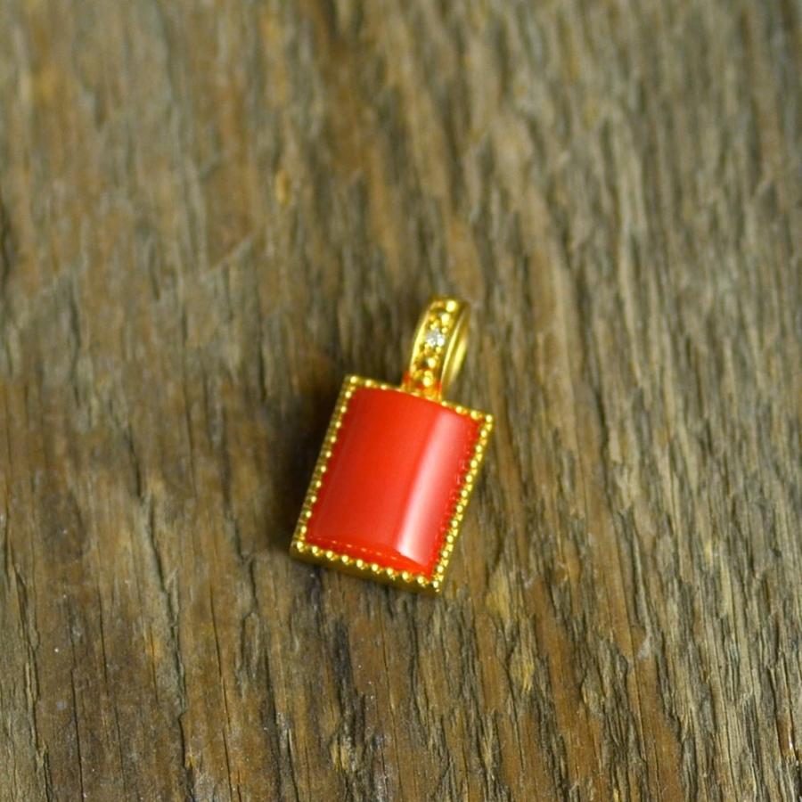 イチオリーズ 18金 K18 赤 珊瑚 サンゴ さんご 角 ダイヤ 入り