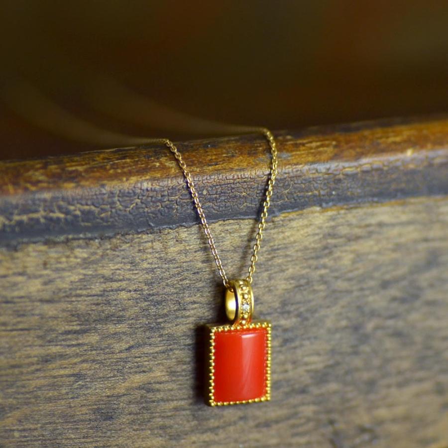 18金 K18 赤 珊瑚 サンゴ さんご 角 ダイヤ 入り ペンダント トップ