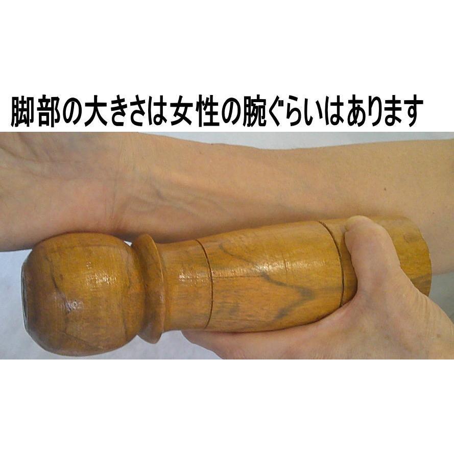 ザリや華やかなカンバディアを使った刺繍のパッチワークスツール約直径