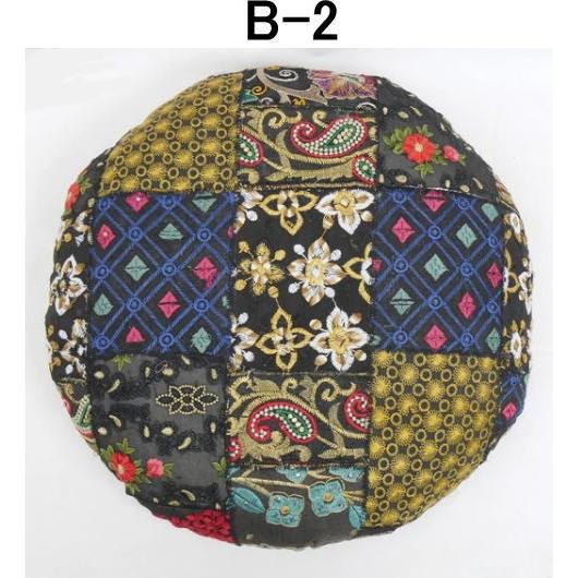 ザリや華やかなカンバディアを使った刺繍のパッチワークスツール約直径