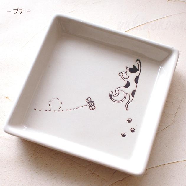 新品未使用 菊祥陶器 ぶらさがり猫 仕切皿 茶碗 マグカップ ３点セット 新品未使用 菊祥陶器 ぶらさがり猫 仕切皿 茶碗 マグカップ 3点セット