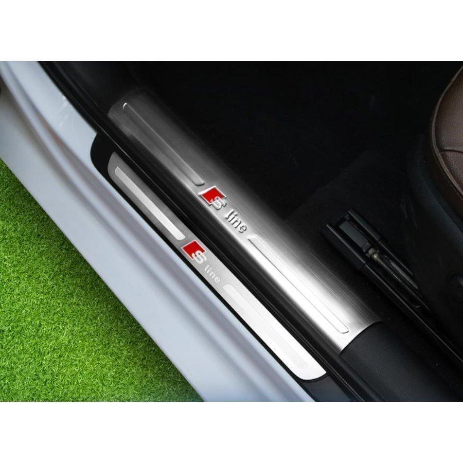 安い売筋品 AudiアウディA3専用ドアプレートスカッフステップシルカバープロテクターガーニッシュシルバー内側4ｐセット