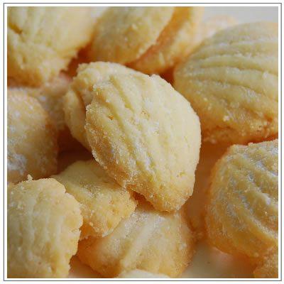 焼菓子：バニラシュガークッキー |  | 01
